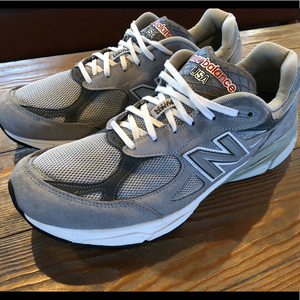 New Balance 990